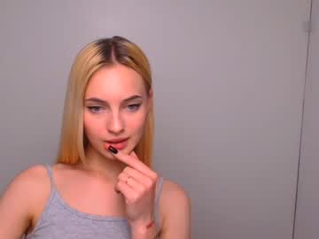 girl Random Sex Cams with lexy_meoww
