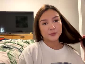 girl Random Sex Cams with ravendevine