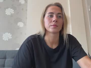 couple Random Sex Cams with cloud_i