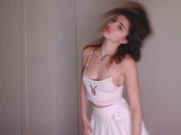 girl Random Sex Cams with daisy_flo