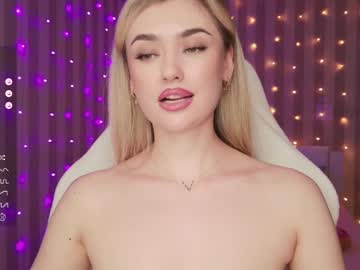 girl Random Sex Cams with sandysweetie
