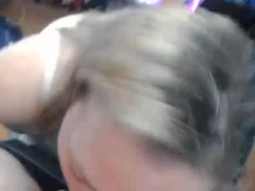 couple Random Sex Cams with thinwhiteboy8