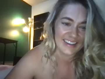 girl Random Sex Cams with kya_murphy