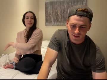 couple Random Sex Cams with lonewolfffy