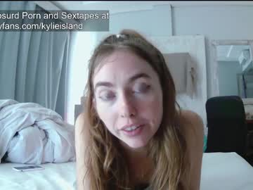 couple Random Sex Cams with kylieisland