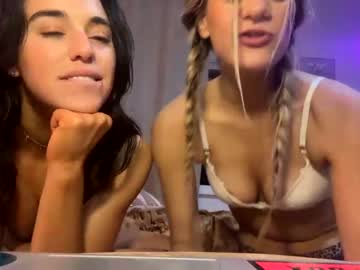 girl Random Sex Cams with sarahollis