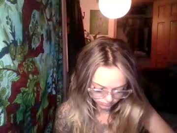 girl Random Sex Cams with teddysky69