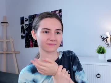 girl Random Sex Cams with approche_toi_petite