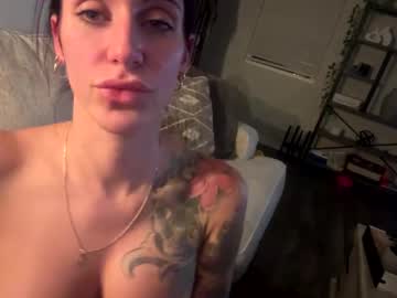 couple Random Sex Cams with bootyqueen04