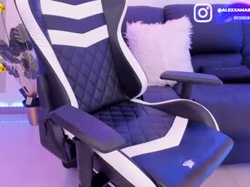 girl Random Sex Cams with abril_w18