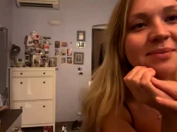 girl Random Sex Cams with kirraanette