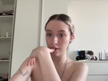 girl Random Sex Cams with ccrystalluna
