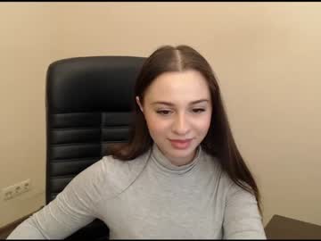 girl Random Sex Cams with milllie_brown