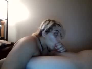 couple Random Sex Cams with altlovergirl